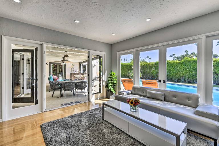 Luxe Palm Springs Home w/ Backyard Oasis! — photo 2
