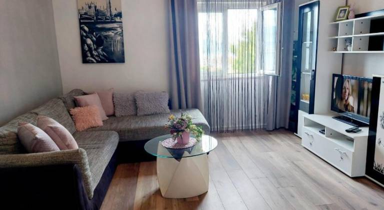 Apartment with garden & terrace | Perfect for remote work — photo 2