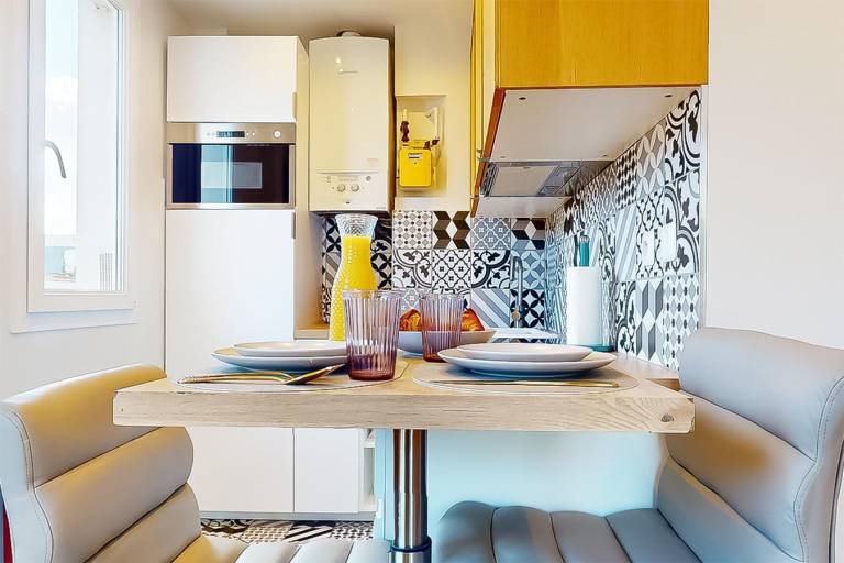 Wonderful apartment | Near Eiffel Tower | Suitable for remote work | Dogs allowed — photo 3