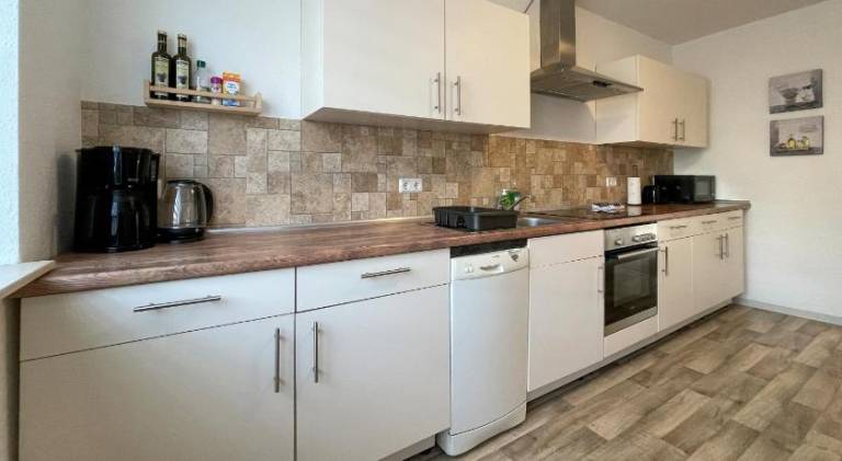 Rental apartment with 2 rooms for 6 persons — photo 3