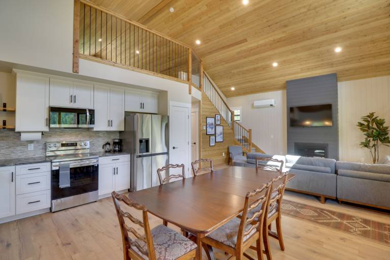 Cabin  Lakeside