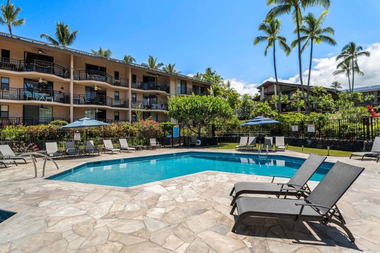 Condo Holualoa