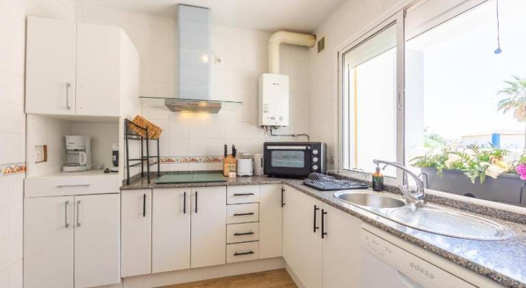 Pleasant house with terrace | Beach nearby | Pet-friendly — photo 2