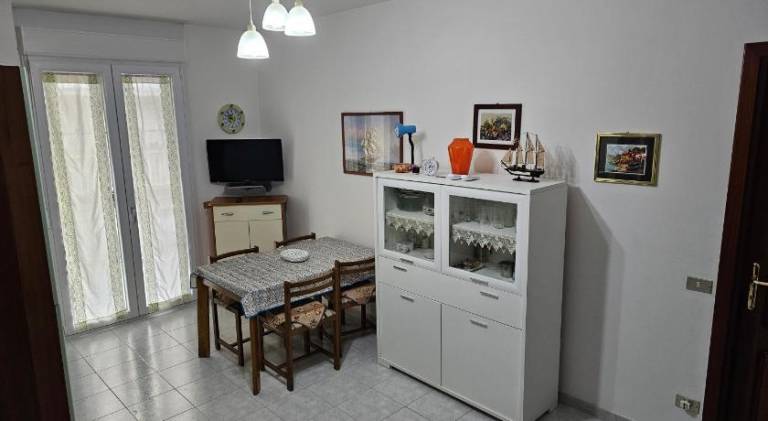 Holiday apartment with 2 rooms for 4 persons — photo 5