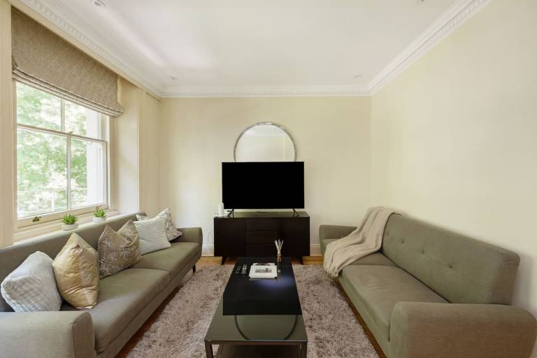 Luxury Knightsbridge Home Next To Hyde Park — photo 3