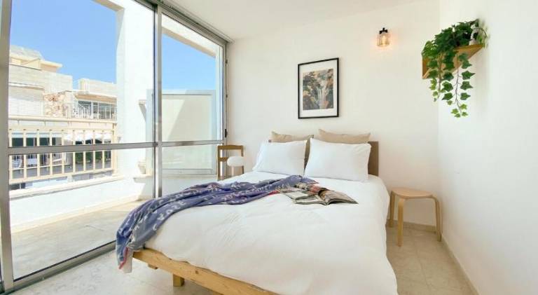 Sea View Duplex On Frishman Beach 2Bdr apt and BBQ — photo 2