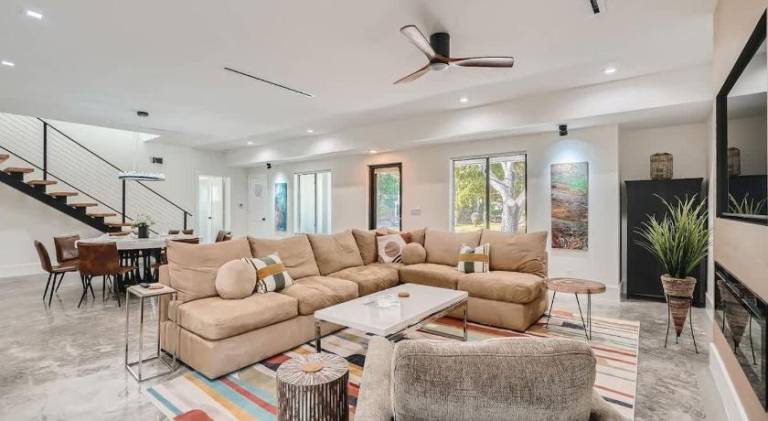 Charming vacation home with pool | Suitable for remote work | Dogs allowed in West Palm Beach, FL
