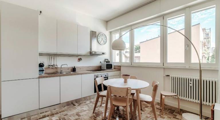 Ria Apartment by Quokka 360 - in the centre of Como in Como