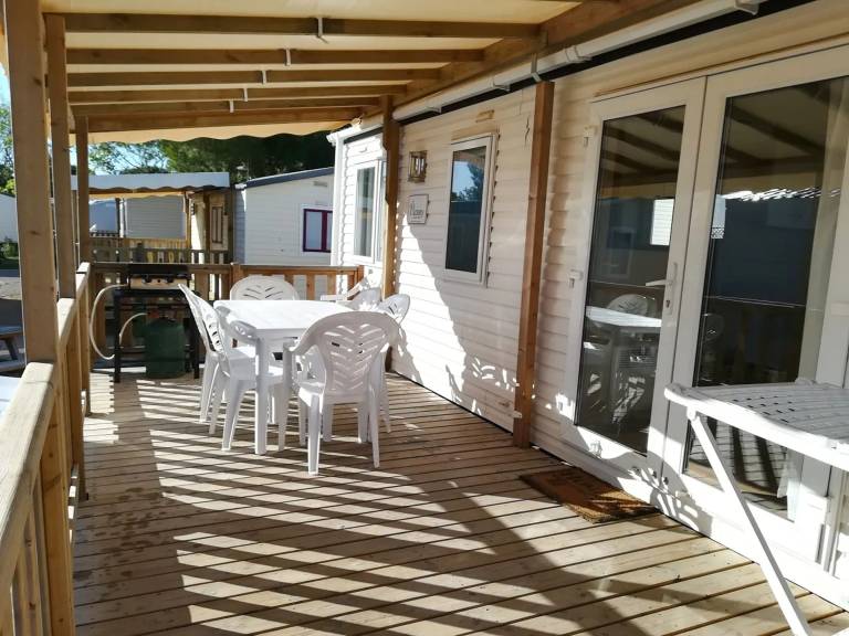 Vacation home with pool, terrace & barbeque — photo 4
