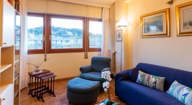 Rental apartment with 2 rooms for 5 persons in Rapallo