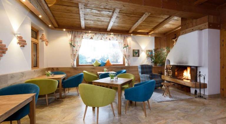 Nice serviced apartment with pool, terrace & garden | Pet-friendly — photo 5