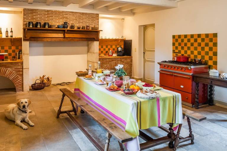 Family-friendly castle with terrace, private pool & garden | Dogs allowed — photo 4