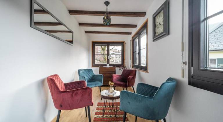 Holiday apartment with garden & patio — photo 4