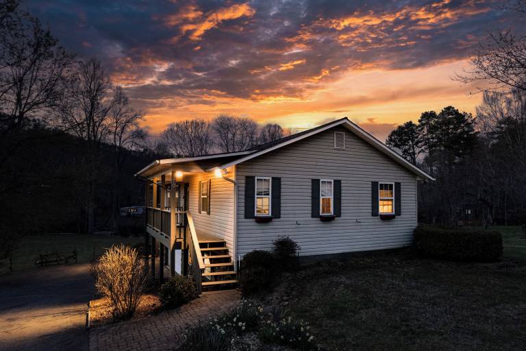 Murphy, NC Vacation Rentals from 65 Hometogo
