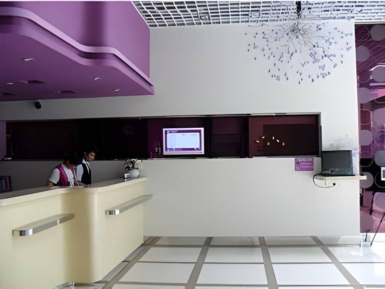 V8 Hotel Xi Cun Branch — photo 5