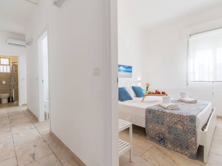 Edoné, Wohnung mit Blick auf einen Sandstrand — photo 5