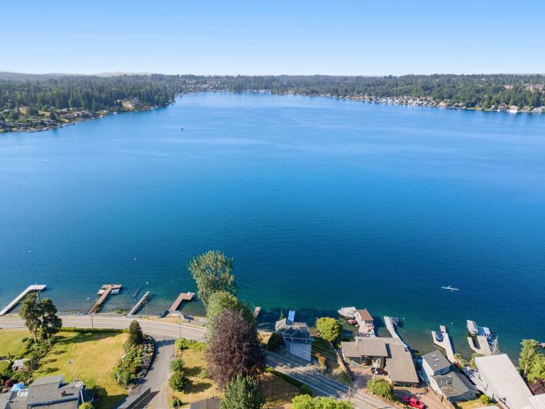House Lake Stevens