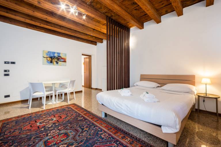Rental apartment with terrace | Next to Juliet — photo 5