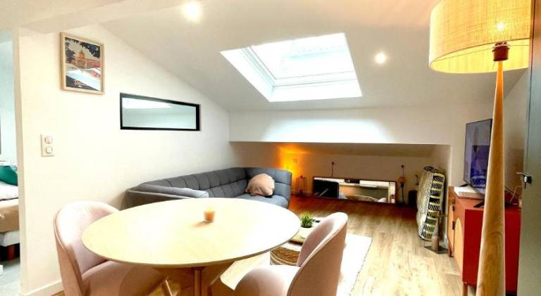 Apartment | Next to Capitole de Toulouse — photo 3