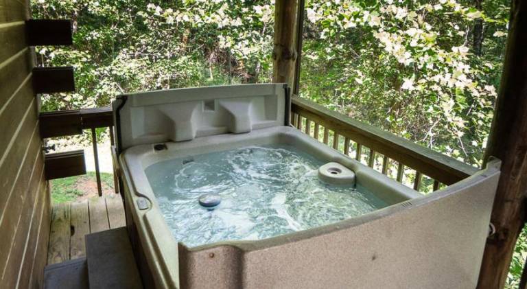 Nice house with pool & hot tub | Dogs allowed — photo 4