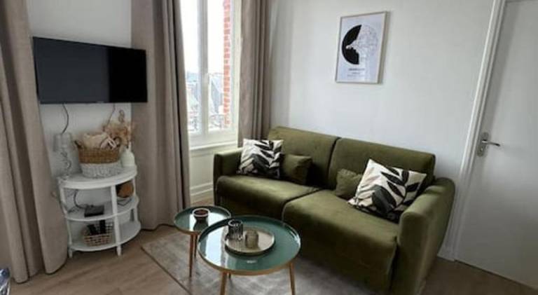 Apartment | Close to the beach | Pet-friendly in Granville