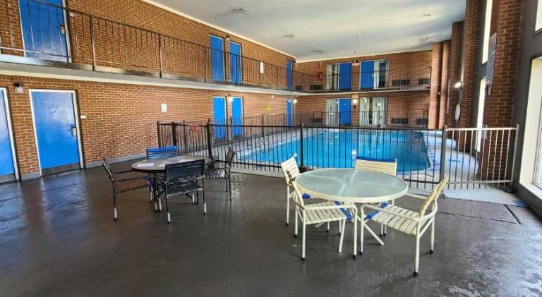 Fairview Inn & Suite in Jonesboro, AR