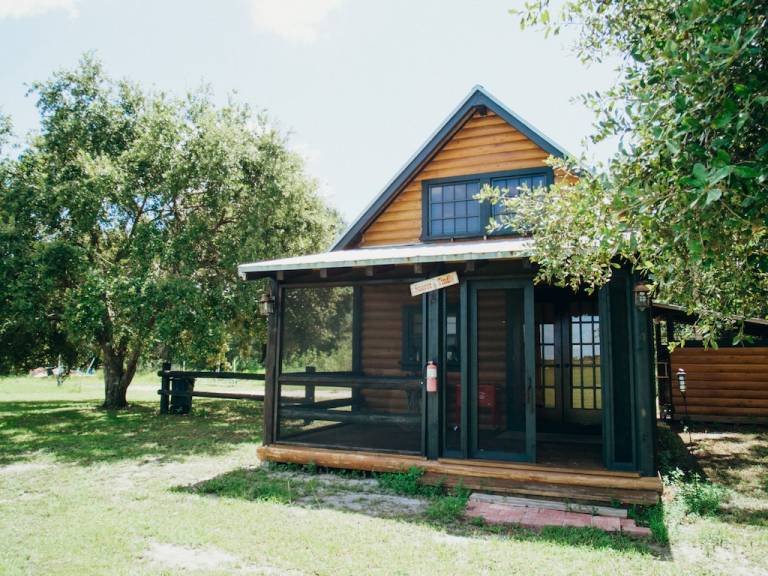 Cabin Clewiston
