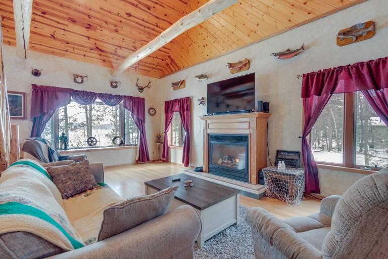 House Rhinelander