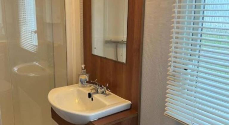 Place2bee, Family & Pet Friendly 6 Berth Caravan, Manor Park Hunstanton — photo 2