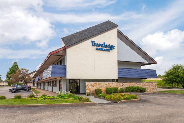 Travelodge by Wyndham Peoria — photo 5