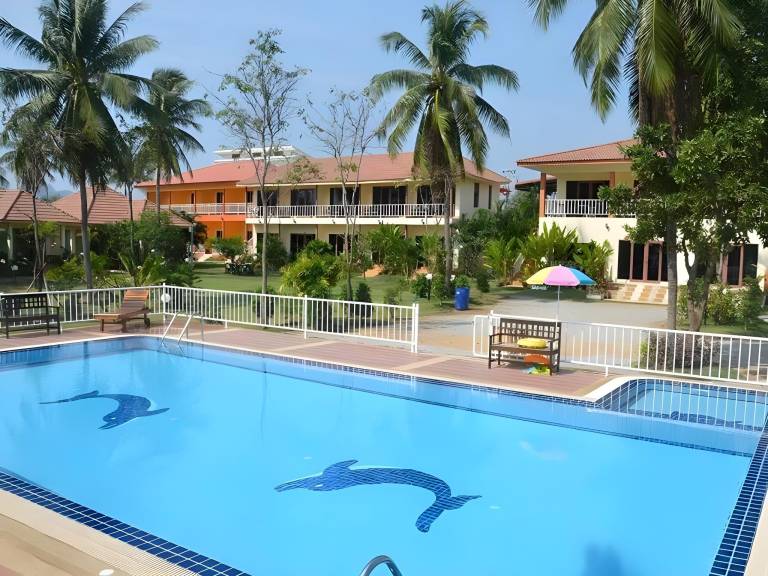 Pranmanee Beach Resort in Sam Roi Yot