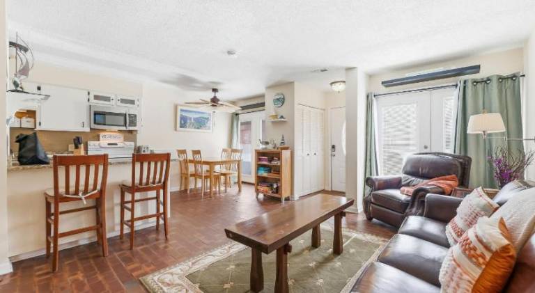 Charming house | Close to the beach | Pets are welcome in Myrtle Beach, SC