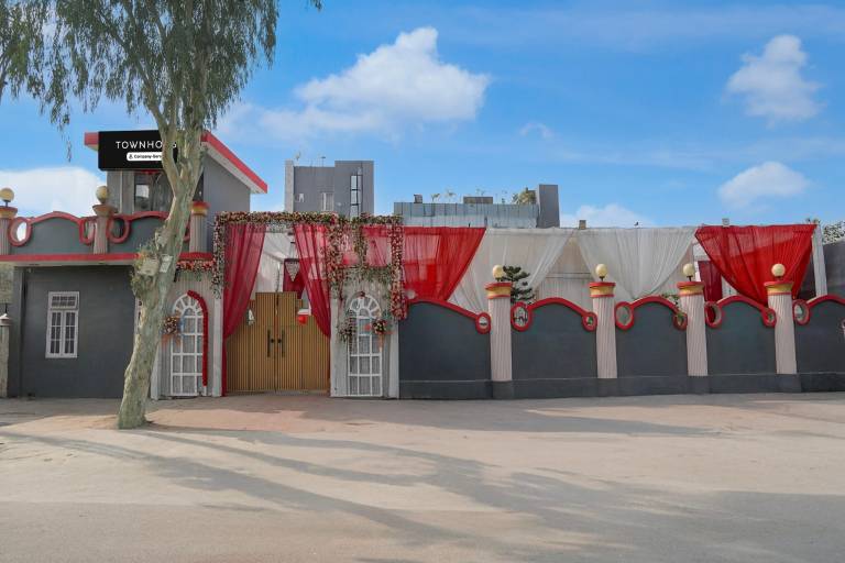 Townhouse Deva Road Lucknow