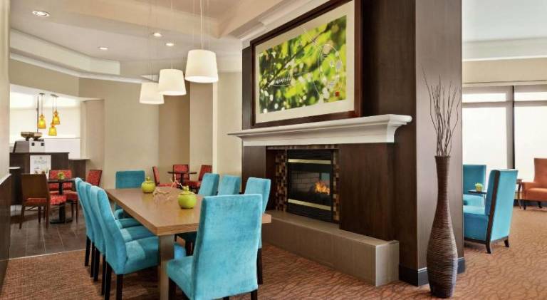 Hilton Garden Inn Saskatoon Downtown — photo 3