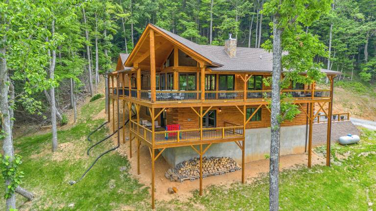 Cabin West Jefferson