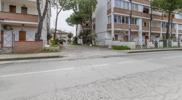 Holiday apartment with patio — photo 4