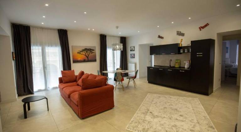 Holiday apartment | Next to Piazza del Plebiscito — photo 2