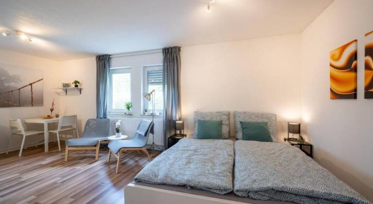 Holiday apartment with patio in Plauen