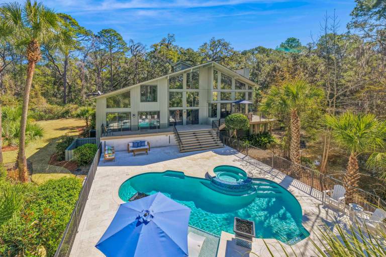 30 Plantation Dr @ Sea Pines Fantastic Pool & Spa Golf, Pickleball & Tennis in Hilton Head Island, SC