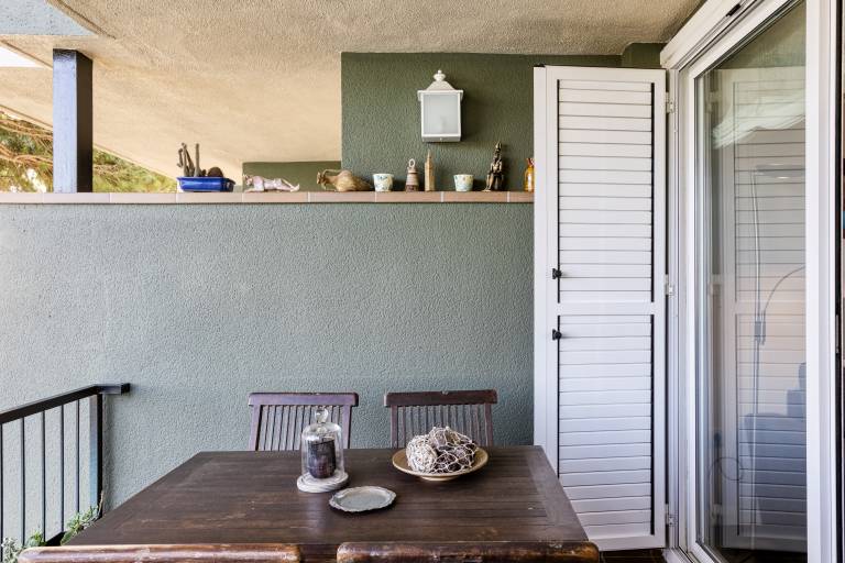 Apartment with yard, patio & fast internet | Beach view — photo 4