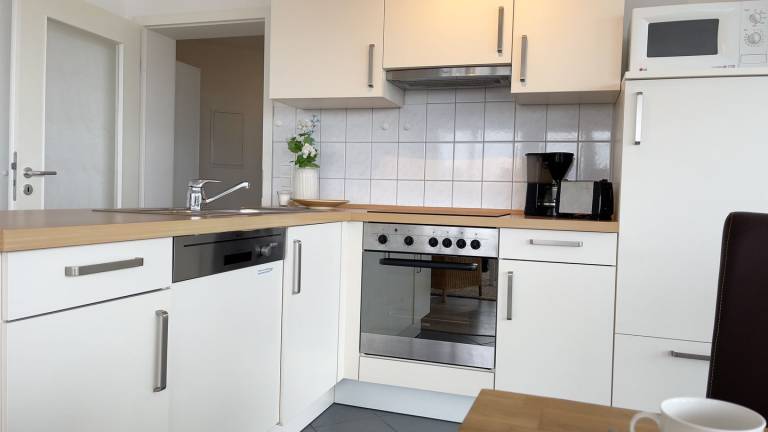 Traumhafte Ferienwohnung D1.5 für bis zu 6 Personen mit großem Rundbalkon und Meerblick! — photo 4