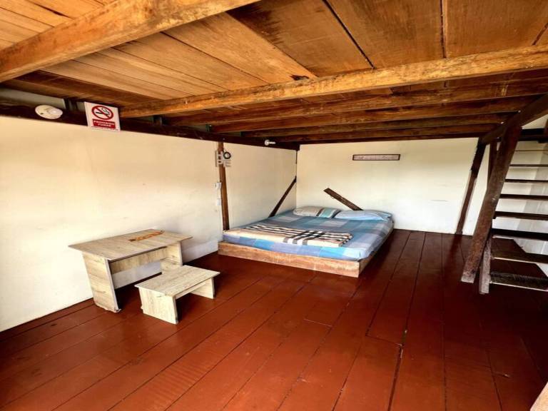 Cabaña Brisa · Piscina, Juegos y Vista Lago — photo 2