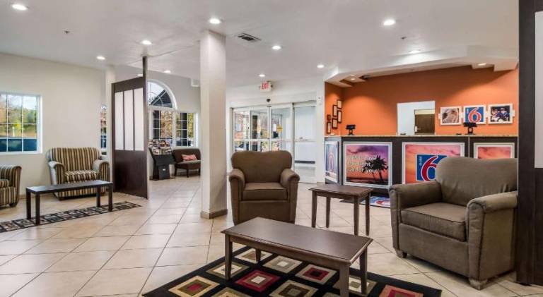 Motel 6 Canton, GA — photo 2