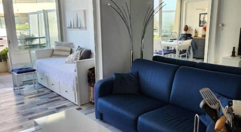 Fully equipped apartment with private pool, patio & barbecue | Beach nearby | Dogs allowed — photo 2