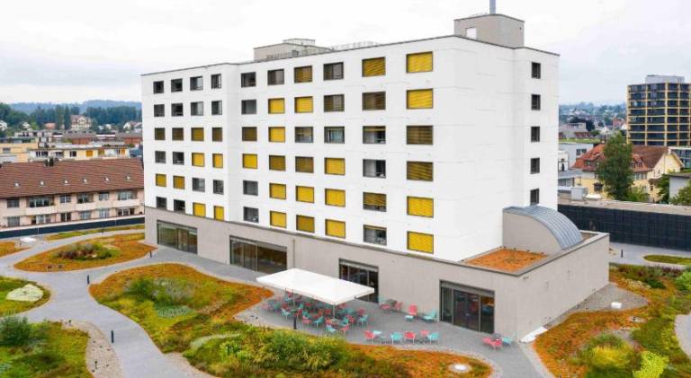HOTEL illuster Urban & Local