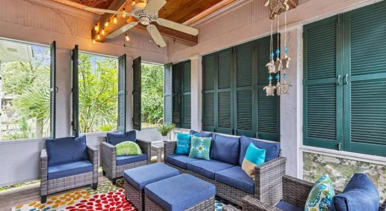 Bare Feet Beach House Close to beach dog friendly — photo 4