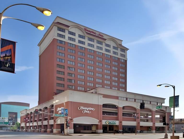 Hampton Inn St. Louis-Downtown (At the Gateway Arch) in St. Louis, MO