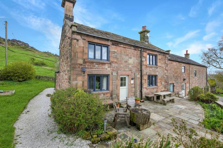 Host Stay Lakeview Cottage Upper Hulme