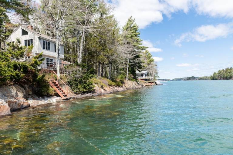 Cottage Bath