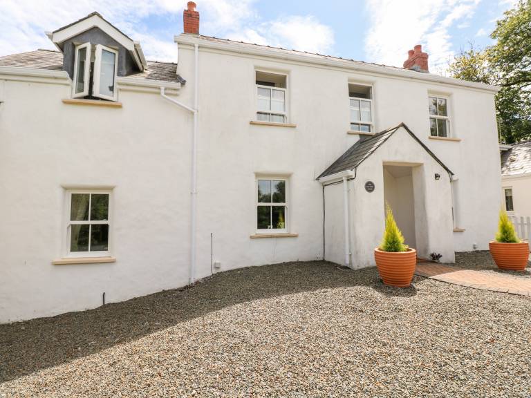 Cottage with garden | Beach view — photo 2